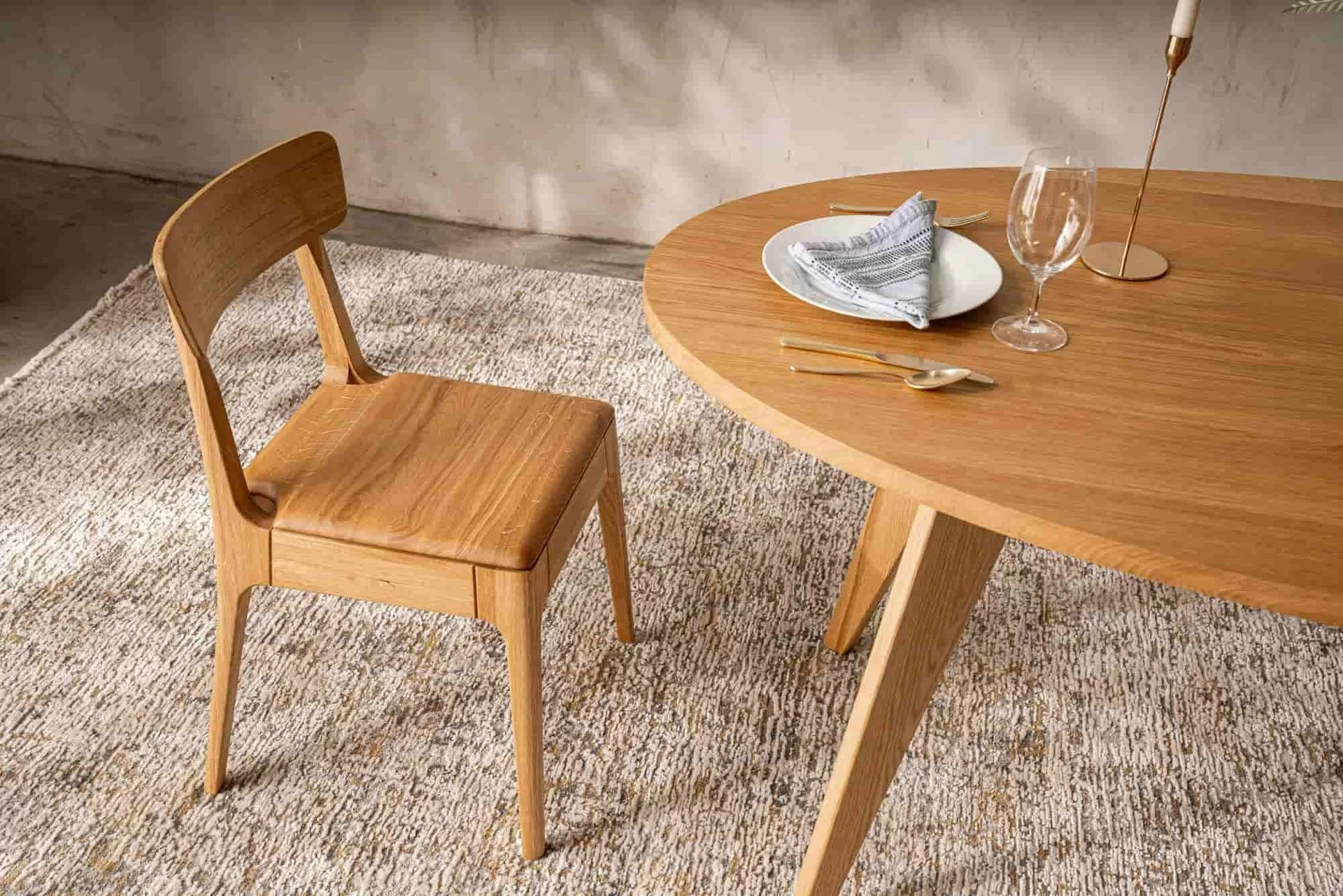From Tree to Table: The Journey of a Bespoke Oak Chair by Dogan London
